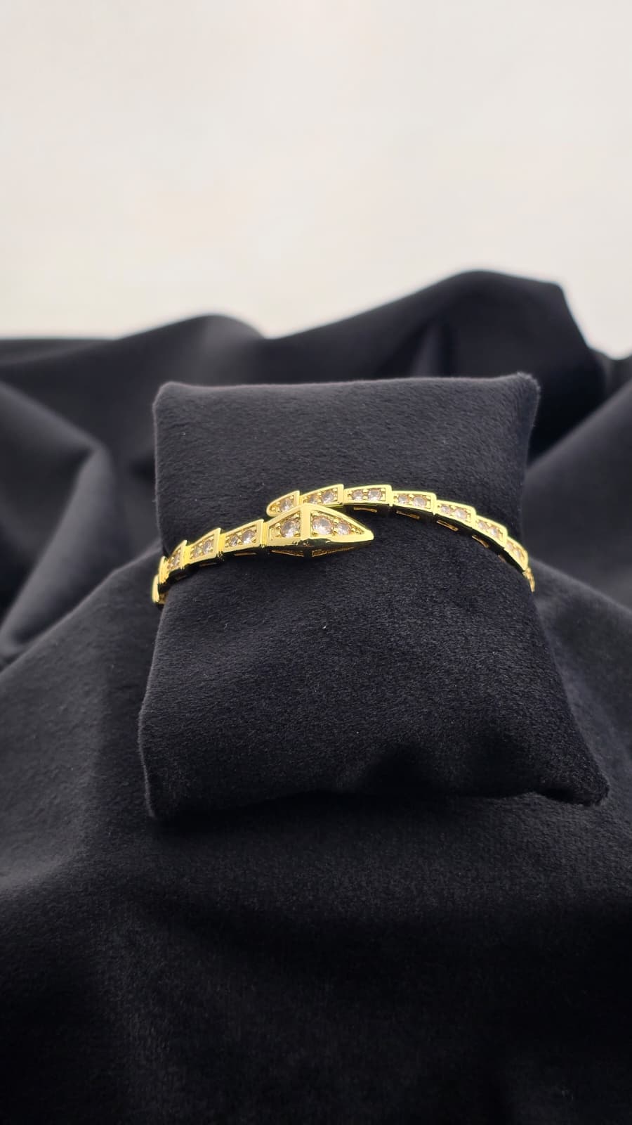 Kelepçeli Bileklik Shine 74